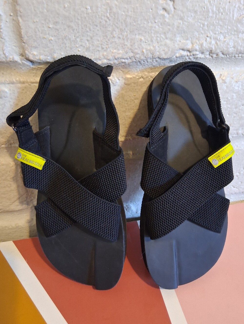 The Healing Sole Slip On Sandals Women Black W8 Therapeutic Spirty - Picture 2 of 13